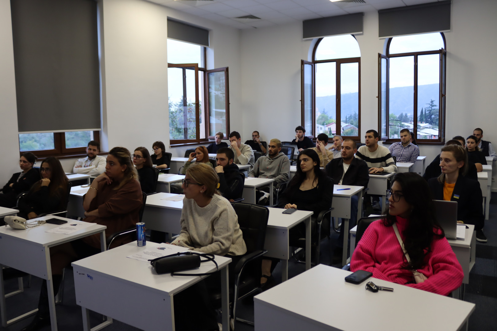Erasmus+ პარტნიორი უნივერსიტეტის წარმომადგენლების ვიზიტი კავკასიის უნივერსიტეტში