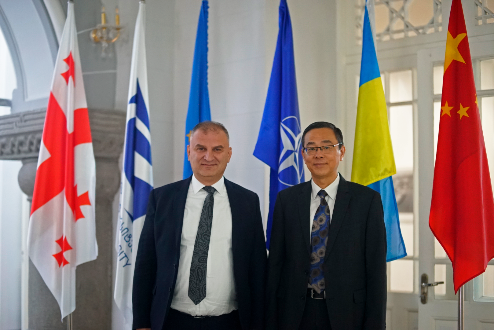 ჩინეთის სახალხო რესპუბლიკის ელჩის ოფიციალური ვიზიტი კავკასიის უნივერსიტეტში