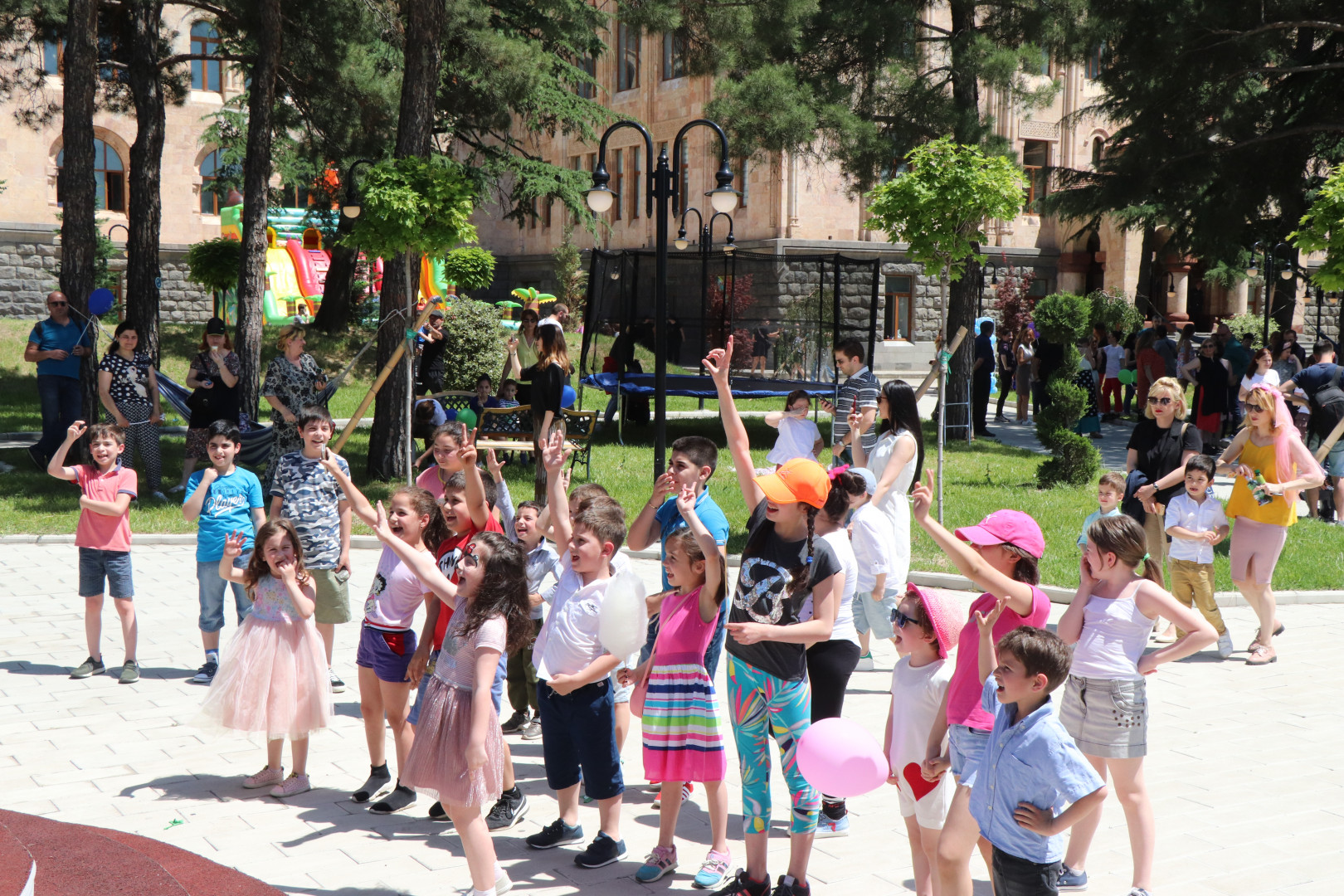 ბავშვთა დაცვის საერთაშორისო დღე კავკასიის უნივერსიტეტში